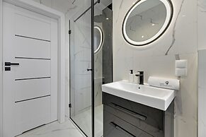 Glow - A Cozy Studio in a Great Location