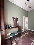 Poerio Station Rooms & Apartment