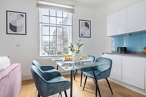 Elegant 1BR in Vibrant Soho