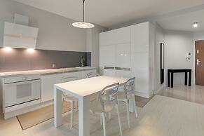 Valor by Grand Apartments