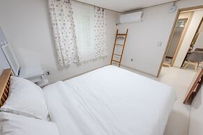 Chuncheon Happysday Pet-friendly Pension