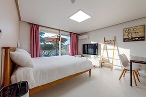 Chuncheon Happysday Pet-friendly Pension