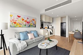 Melbourne Square 1 Bed