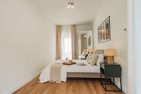 Panoramic Lake Suites