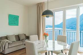 Panoramic Lake Suites