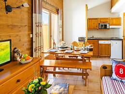 Stunning Mountain Chalet With Heated Pool
