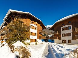Stunning Mountain Chalet With Heated Pool