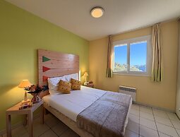 Sea View Duplex Apartment for 8