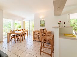 Eden Parc Golf Villa Sleeps 10 With Pool