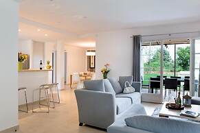 Luberon Villa With Private Pool for 8