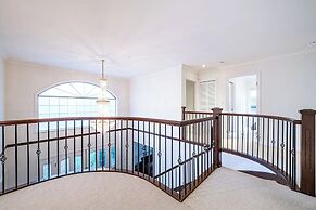 Comfortable Room in a Shared Home