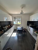 Garden Apartment With Breathtaking Views Over ze