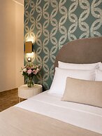 Galeo Suites