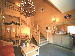 Alpine Cabin Apartment in Samoens