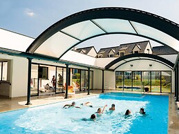 Apartment With Loft in Holiday Parkdd