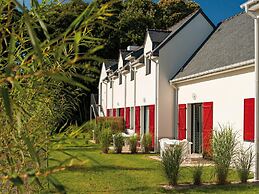 Apartment With Loft in Holiday Parkdd