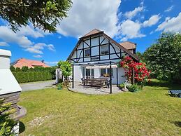 Comfortable Holiday Villa With a Private Garden