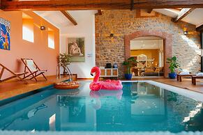 Casa Vama Pool Private Cinema