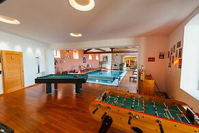 Casa Vama Pool Private Cinema