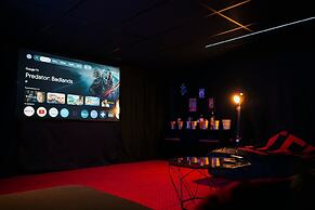 Casa Vama Pool Private Cinema