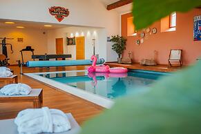 Casa Vama Pool Private Cinema