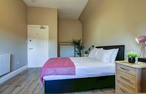 Contractor Friendly 1-bed Ensuite Ayr Town Centre KA7
