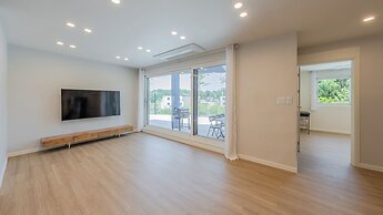 Gangneung Sacheon Bom House