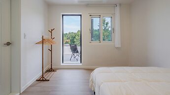 Gangneung Sacheon Bom House