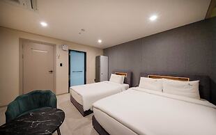 Hotel Cherry Blossom