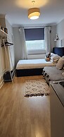 Apartment Sleeps 4 With Parking