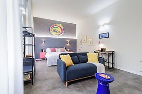 Pallamaglio Suites - Near Station & Historic Center