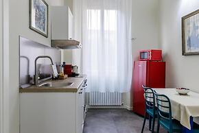 Pallamaglio Suites - Near Station & Historic Center