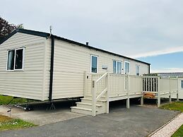 Bang Tidy 261 - Cabin - Wifi - Pool - Sleep 6