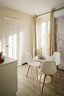 Oisife Apartments