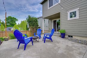 Walk to Trails & Golf: Sedro-woolley Retreat!