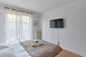 Apartment in the 16th Area Residential District