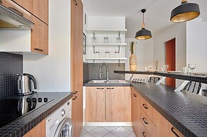 Apartment in the 16th Area Residential District