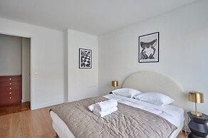 Apartment in the 16th Area Residential District