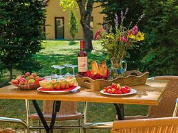 Charming Villa Retreat in Dordogne