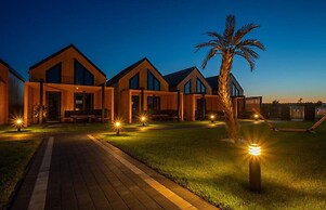 Holiday Homes With Access to the SPA Area