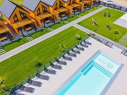 Holiday Homes With Access to the SPA Area