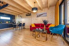 Large Holiday Home, Swimming Pool, Sauna, Jacuzzi