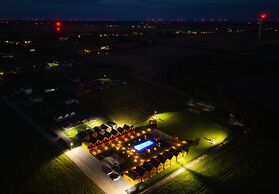 Large Holiday Home, Swimming Pool, Sauna, Jacuzzi