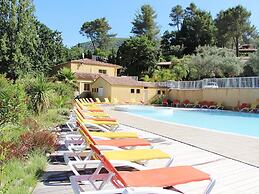 Charming Provence Cottage Retreat