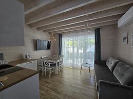 Large Holiday Homes With Beautiful Gardens