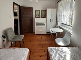 Large Holiday Villa With Private Garden