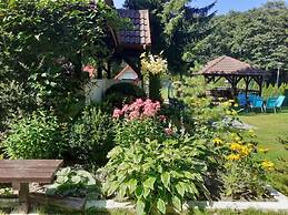 Large Holiday Villa With Private Garden