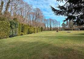 Large Holiday Home With Private Garden