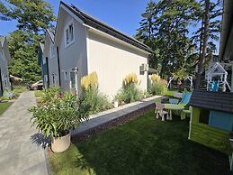 Comfortable Houses With Terraces