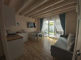 Comfortable Houses With Terraces